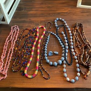 Lot of women’s necklaces